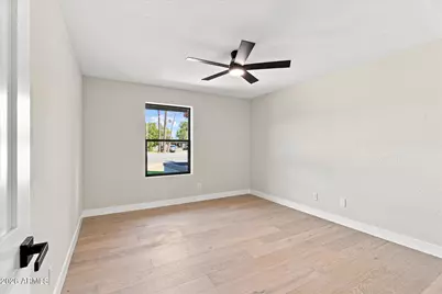 8852 S Lakeshore Drive, Tempe, AZ 85284 - Photo 47