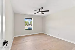 8852 S Lakeshore Dr, Tempe, AZ 85284 - Photo 47