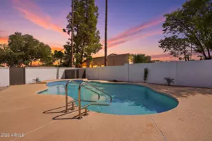 8852 S Lakeshore Dr, Tempe, AZ 85284 - Photo 61