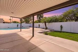 8852 S Lakeshore Dr, Tempe, AZ 85284 - Photo 55