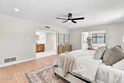 8852 S Lakeshore Drive, Tempe, AZ 85284 - Photo 27