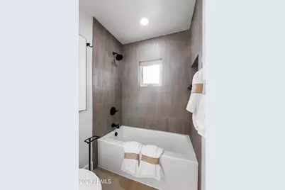709 E Royal Palm Road, Phoenix, AZ 85020 - Photo 31