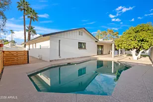 709 E Royal Palm Rd, Phoenix, AZ 85020 - Photo 39
