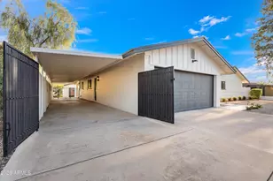 709 E Royal Palm Rd, Phoenix, AZ 85020 - Photo 7