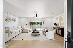 709 E Royal Palm Rd, Phoenix, AZ 85020 - Photo 3