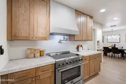 709 E Royal Palm Road, Phoenix, AZ 85020 - Photo 19