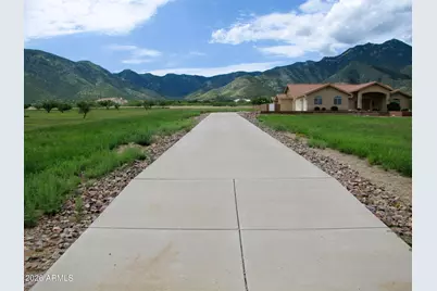 9292 S Lippizan Place, Hereford, AZ 85615 - Photo 5