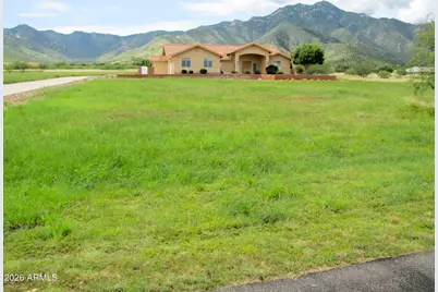 9292 S Lippizan Place, Hereford, AZ 85615 - Photo 3