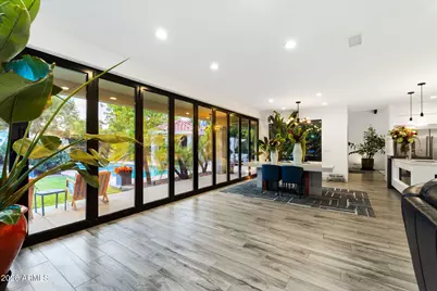 20 E Los Arboles Circle, Tempe, AZ 85284 - Photo 17