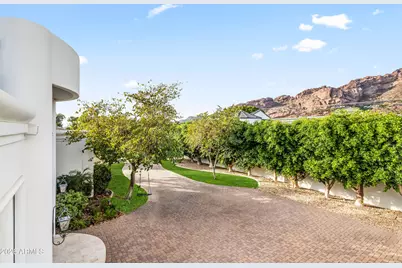 4725 N Launfal Avenue, Phoenix, AZ 85018 - Photo 33
