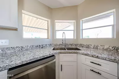 2650 W Union Hills Drive #365, Phoenix, AZ 85027 - Photo 9