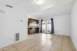 3131 W Loma Ln, Phoenix, AZ 85051 - Photo 11