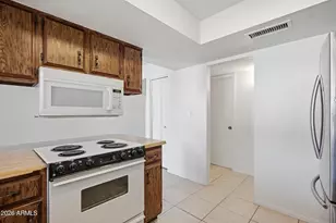 3131 W Loma Ln, Phoenix, AZ 85051 - Photo 17