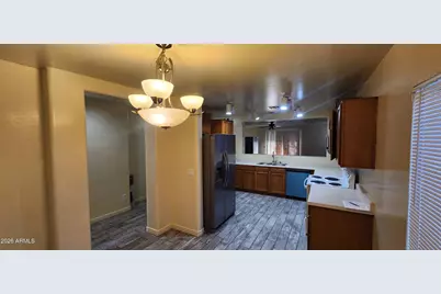10126 N 116th Lane, Youngtown, AZ 85363 - Photo 11