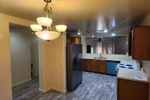 10126 N 116th Ln, Youngtown, AZ 85363 - Photo 11