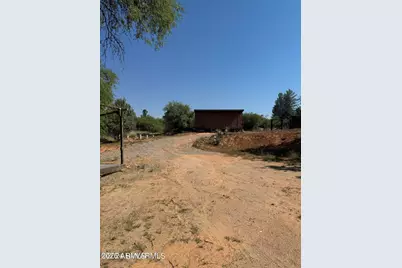 10050 E Mels Road, Cornville, AZ 86325 - Photo 11