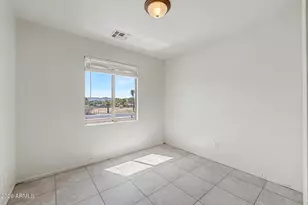 634 E Dekalb Ln, Phoenix, AZ 85040 - Photo 21