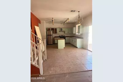 15448 W Port Royale Lane, Surprise, AZ 85379 - Photo 7