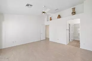11058 W Sierra Pinta Dr, Peoria, AZ 85373 - Photo 15