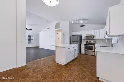 20023 N 22nd Place, Phoenix, AZ 85024 - Photo 13