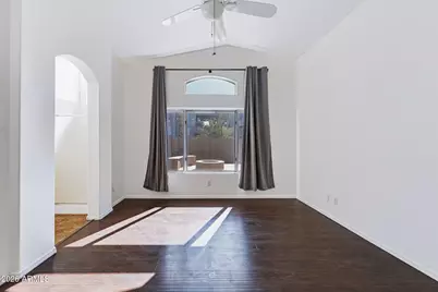 20023 N 22nd Place, Phoenix, AZ 85024 - Photo 15