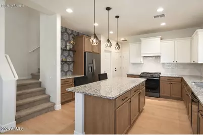 21264 N 36th Place, Phoenix, AZ 85050 - Photo 11