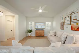 21264 N 36th Pl, Phoenix, AZ 85050 - Photo 5