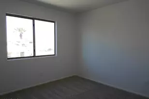 8640 N 68th Dr, Peoria, AZ 85345 - Photo 17