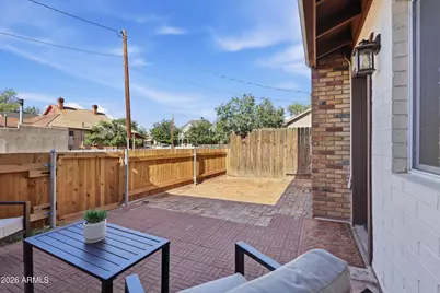 108 E Oak Street, Winslow, AZ 86047 - Photo 11