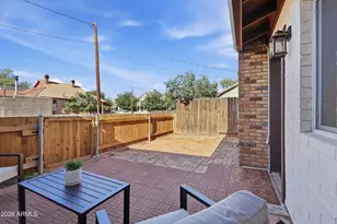108 E Oak St, Winslow, AZ 86047 - Photo 11
