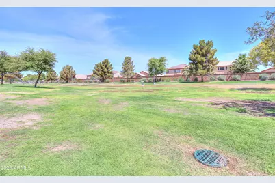45542 W Guilder Avenue, Maricopa, AZ 85139 - Photo 33