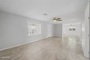 2425 W Papago St, Phoenix, AZ 85009 - Photo 11