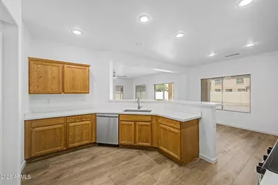 44122 W Cypress Lane, Maricopa, AZ 85138 - Photo 11