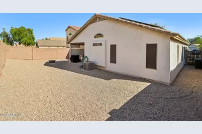 16636 W Latham Street, Goodyear, AZ 85338 - Photo 21