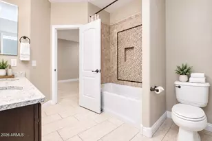 3755 E Zachary Dr, Phoenix, AZ 85050 - Photo 15