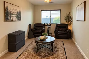 3755 E Zachary Dr, Phoenix, AZ 85050 - Photo 17