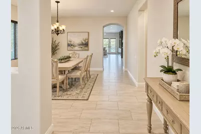 3755 E Zachary Drive, Phoenix, AZ 85050 - Photo 3
