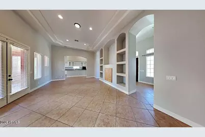 14202 N 180th Avenue, Surprise, AZ 85388 - Photo 9