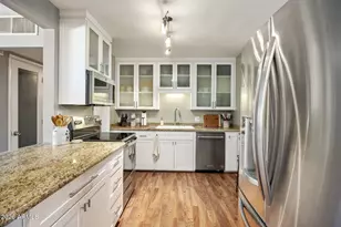 4434 E Glenrosa Ave, Phoenix, AZ 85018 - Photo 5