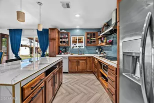 3010 W Villa Rita Dr, Phoenix, AZ 85053 - Photo 5