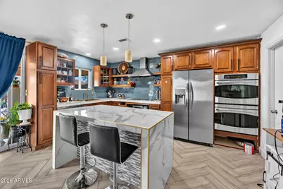 3010 W Villa Rita Drive, Phoenix, AZ 85053 - Photo 3