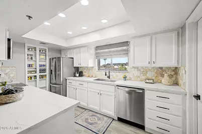 3031 N Civic Center Plaza #302, Scottsdale, AZ 85251 - Photo 9