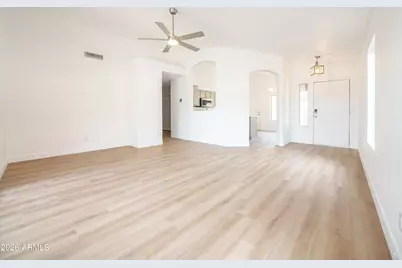 1239 W Breckenridge Avenue, Gilbert, AZ 85233 - Photo 11