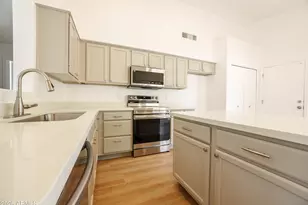 1239 W Breckenridge Ave, Gilbert, AZ 85233 - Photo 3