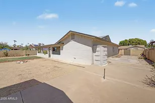 3327 W Mountain View Rd, Phoenix, AZ 85051 - Photo 33