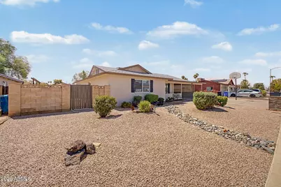 3327 W Mountain View Road, Phoenix, AZ 85051 - Photo 5