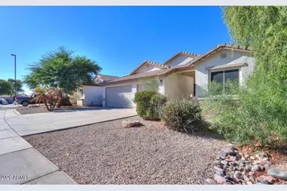 946 S Parkcrest Street, Gilbert, AZ 85296 - Photo 3