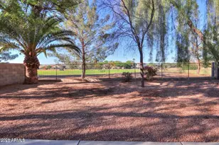 946 S Parkcrest St, Gilbert, AZ 85296 - Photo 5