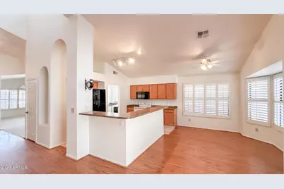 6951 W Kristal Way, Glendale, AZ 85308 - Photo 13
