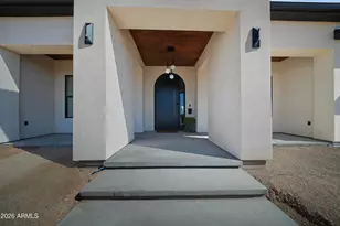 20226 W Madre Del Oro Dr, Wittmann, AZ 85361 - Photo 5